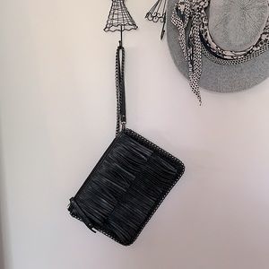 Fringe clutch/crossbody